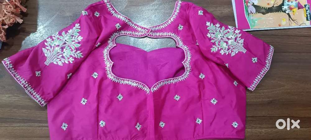 Boutique master ladies tailor cutting fitting booking also