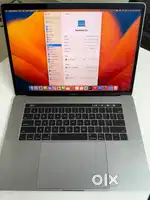 Apple macbook Pro 2017 15.6 inch