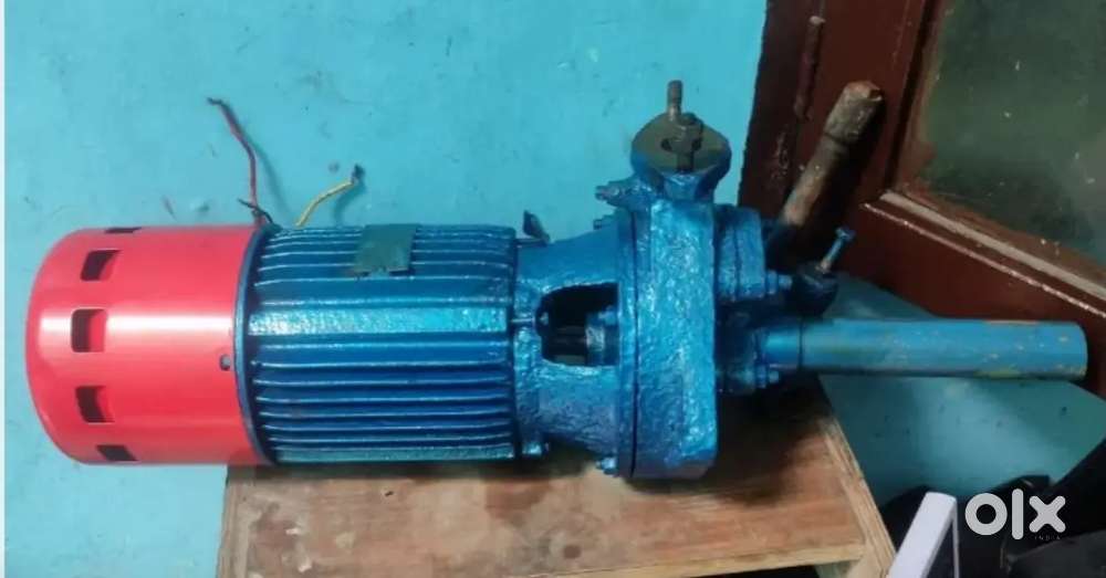 Borewell water moter