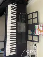 Casio CTX 870 keyboard for sale in good condition