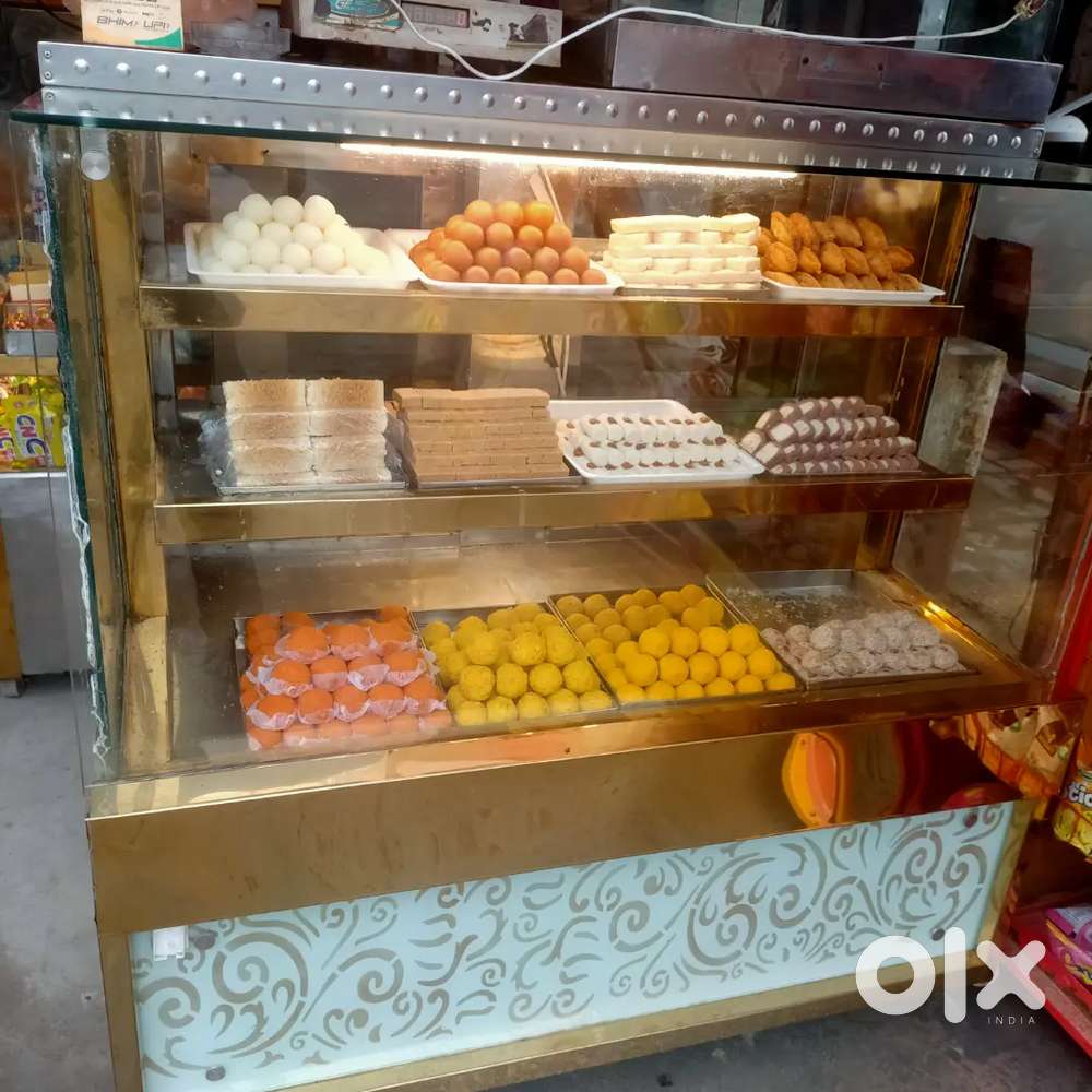 Sweets display counter