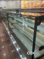 Cooling display fridge