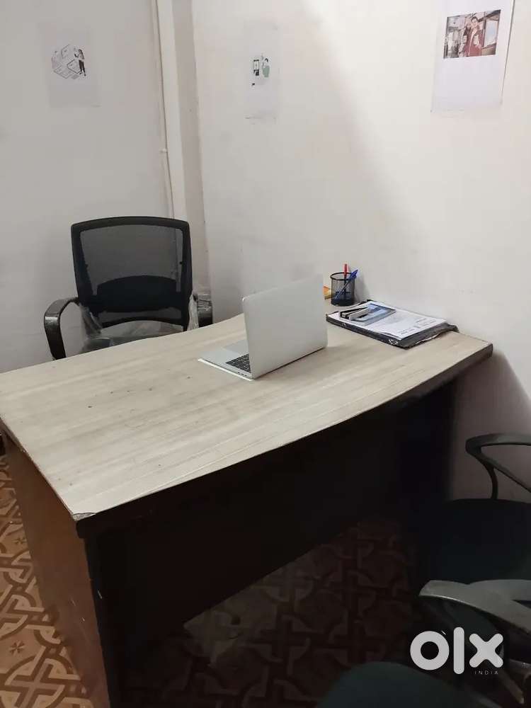 Personal secretary (female)