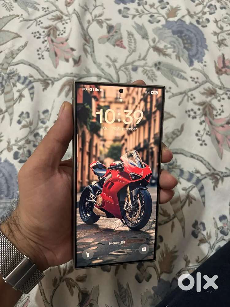 S24 ULTRA 12,256GB dotless condition
