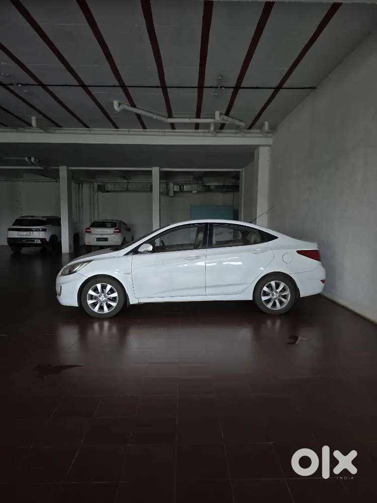 Hyundai Verna Fluidic Sx Diesel Manual