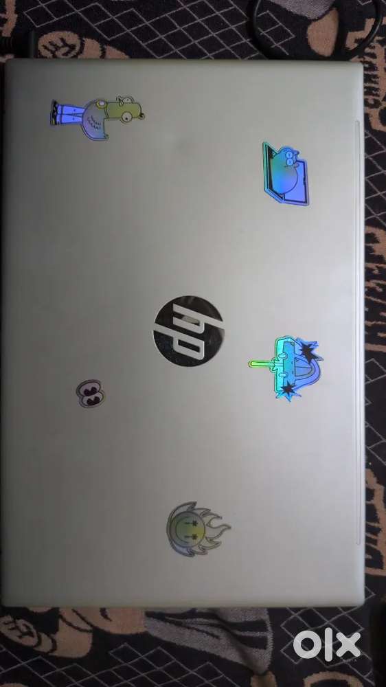 HP laptop pavilion  11th gen Intel (R) i5  477gb and128 gb graphic