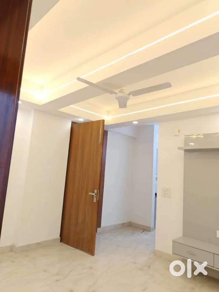 2 bhk flat for rent Chhatarpur Unfurnished