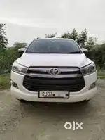 Toyota Innova 2.5 V 7 STR, 2016, Diesel