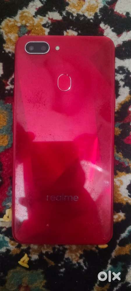 Realme 2  4 gb and 64 gb internal storage
