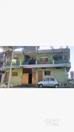 House with 3 floor and 14 rooms and 4 bathroom and hall