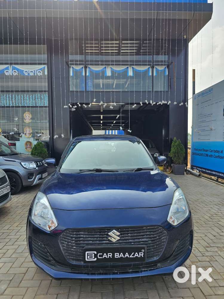 Maruti Suzuki Swift VXi + Manual, 2018, Petrol
