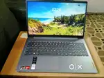 I am selling laptops