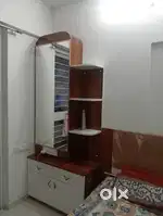 4 manth old full farnichaed flat for sale