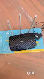 TP-Link Dual Band 5G Wifi Router with 3 Antennas - Almost New
