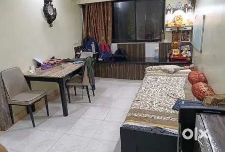 1 female hall occupancy