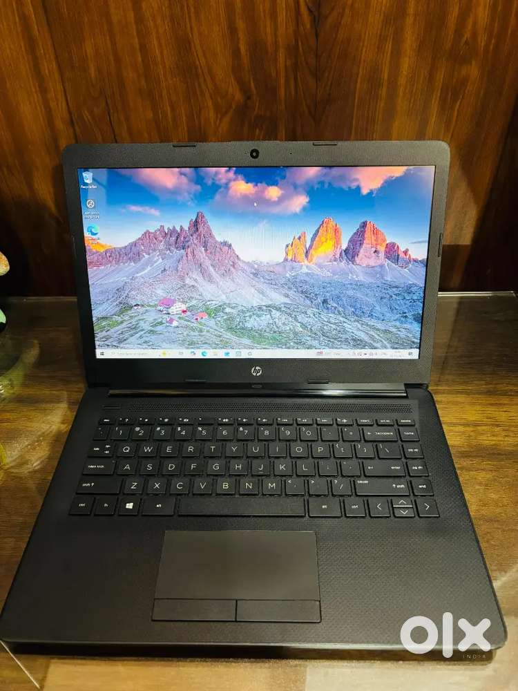 HP laptop AMD A6-9225