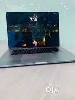 Apple MacBook Pro  16inch  2019  8 Core i9  32GB  512GB  WRNTY