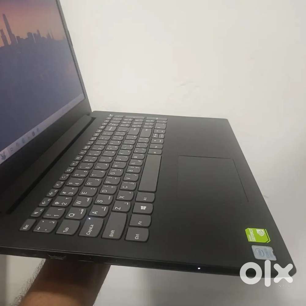 Lenovo IdeaPad
IntelCorei5 8thGen 2GBGraphic
8GBRam
1TBHDD 15.6Screen