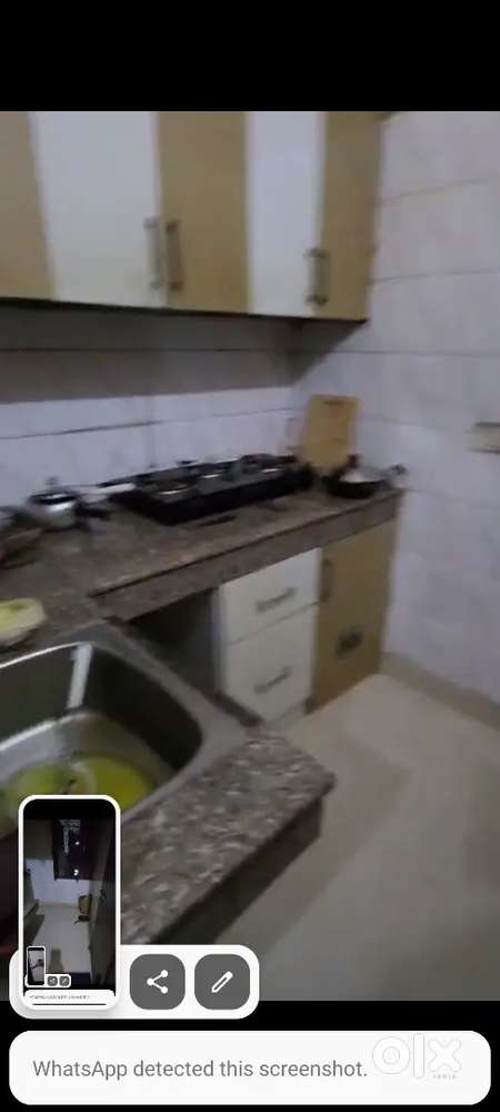 Roomate or single small room