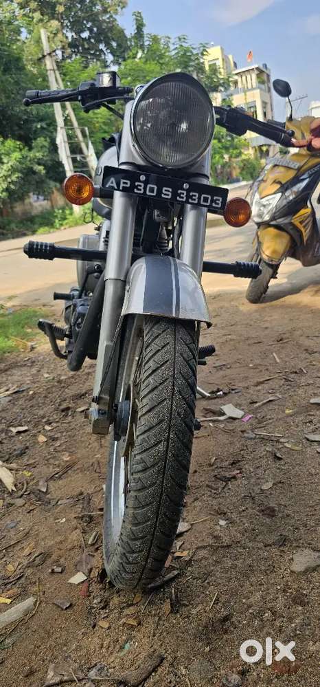 Royal Enfield Classic 350