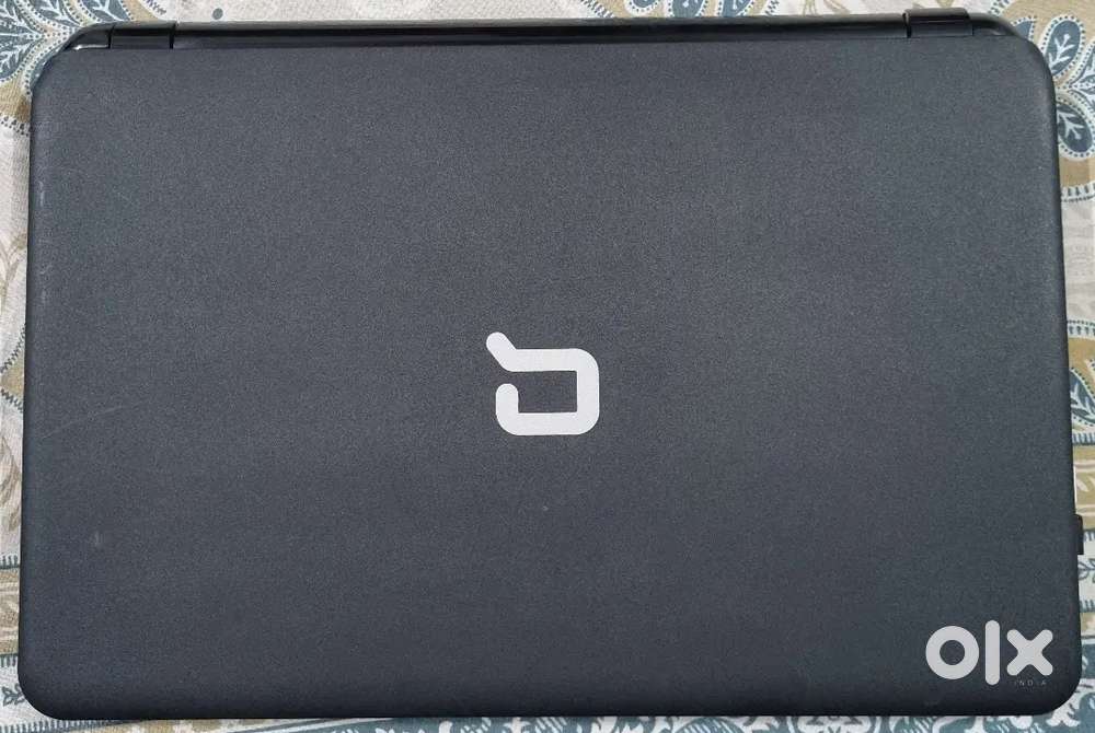 Hp compaq 15.6 inch with bag