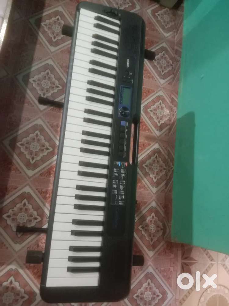 Casiotone ct-s300 keyboard good condition Bill warranty