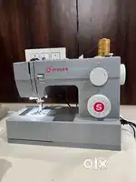 Singer Heavy Duty 4423 sewing machine