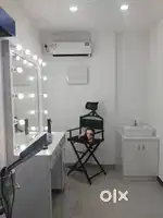 Unisex salon