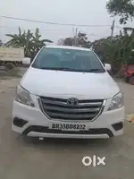 Nai gari dusri leni ha isliye bech rha hu