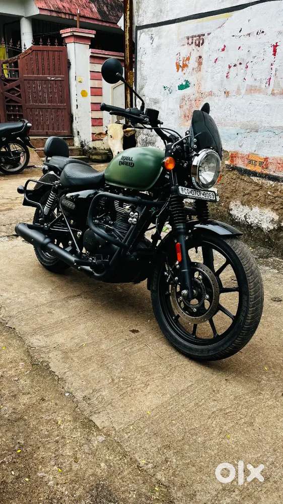 Meteor 350 with service record / fully maintained showroom condition