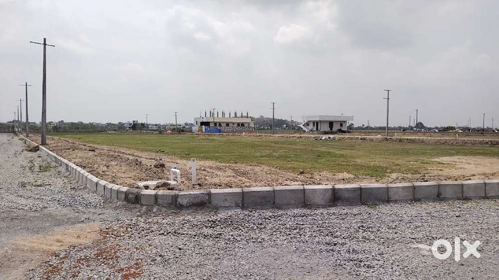KUDA LAY OUT-NORTH-EAST PLOT.. .READY TO CONSTRUCT.. 40 Feet Roads