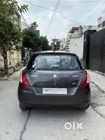 Maruti Suzuki Swift VXi + Manual, 2017, Petrol