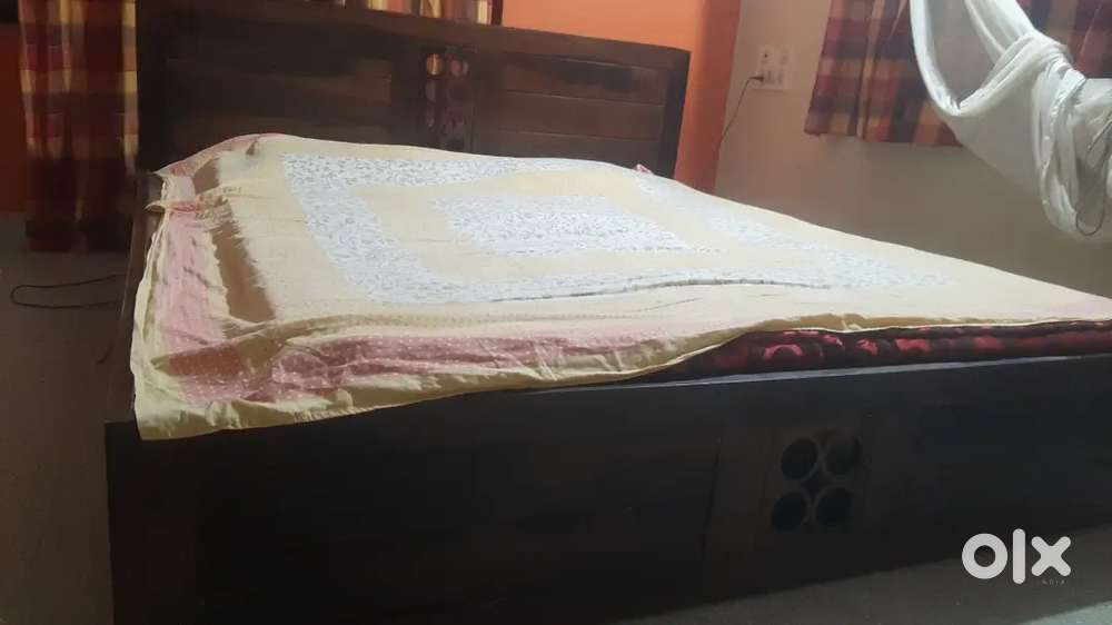 King size double Cot