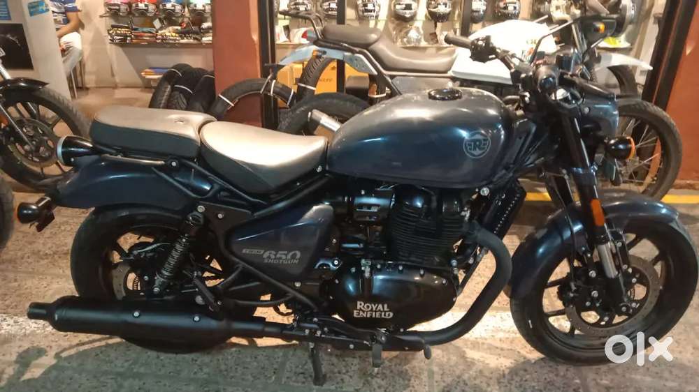 Royal Enfield shotgun 650