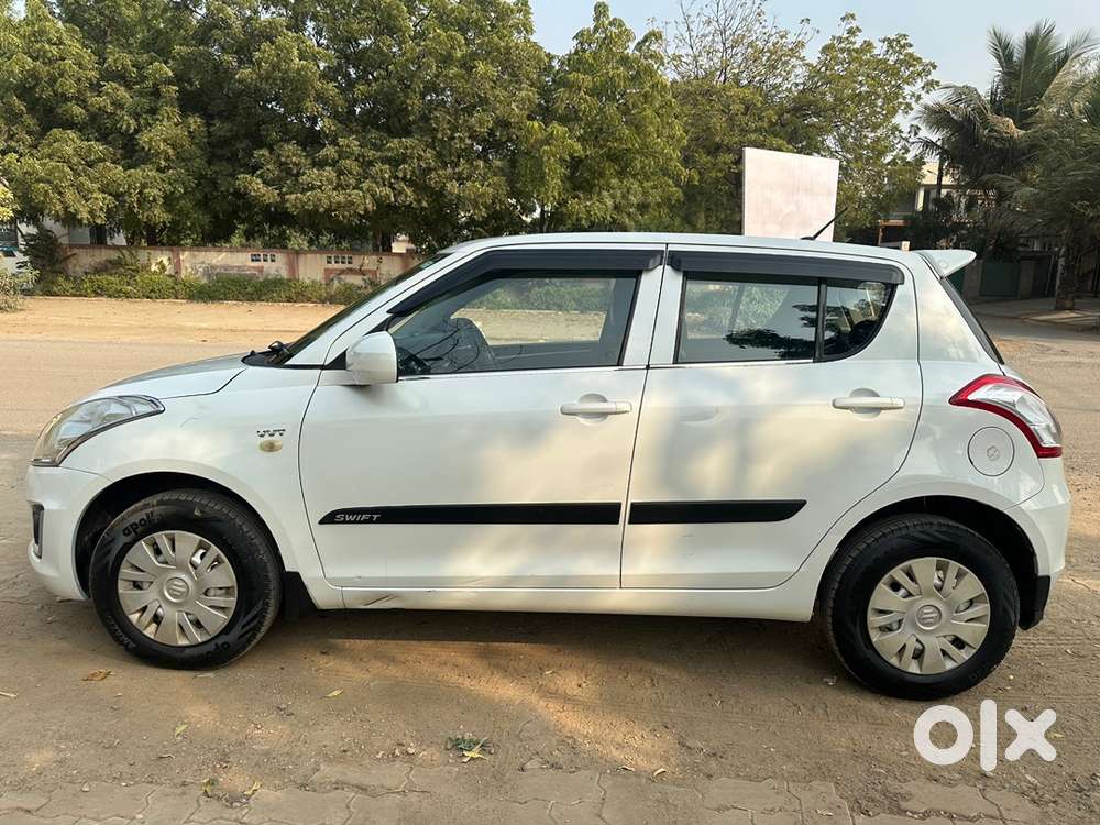 Maruti Suzuki Swift 2015 Petrol Well Maintained