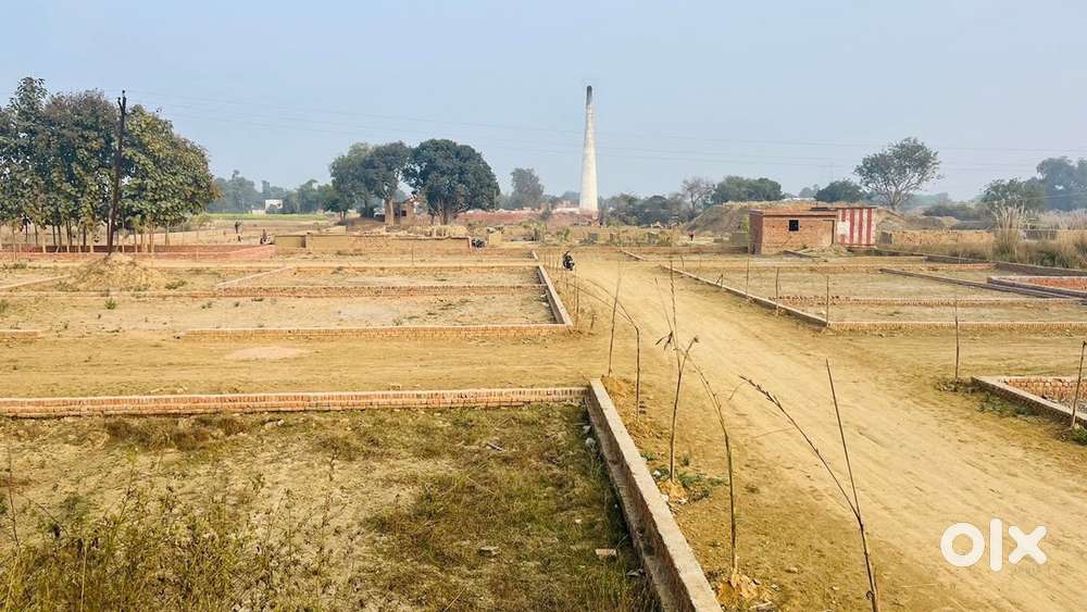 Book kare plot harhua me 51000₹ me rameshwaram road par