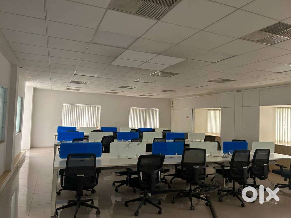 2500Sqft , 50 to 75 Work Station in Nava India