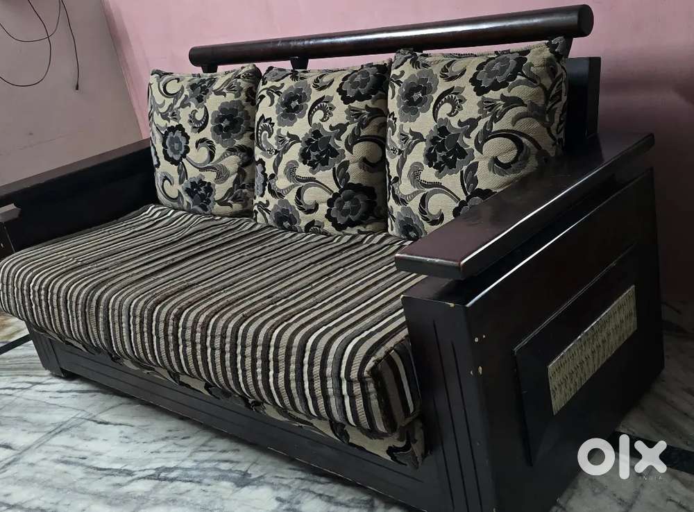 Sofa set (3+1+1)
