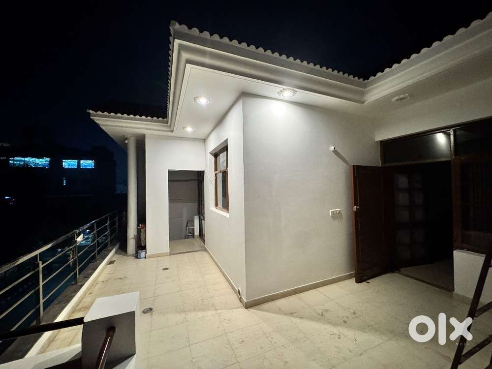 2bhk fully furnished independent floor in sector 68 mohali