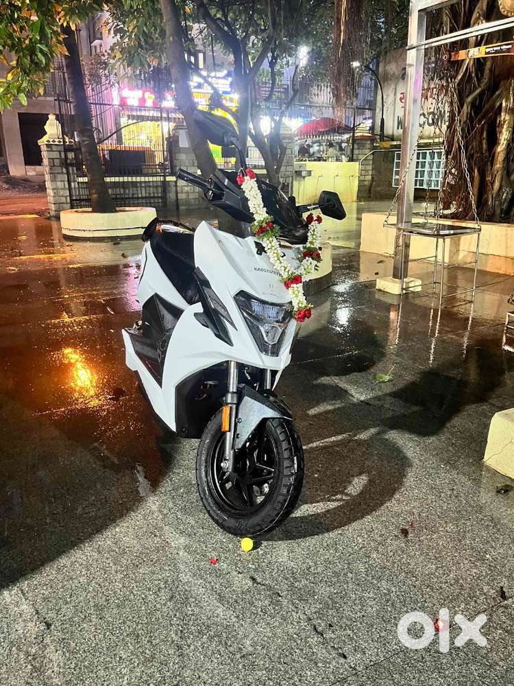 Simple one up for simple sale