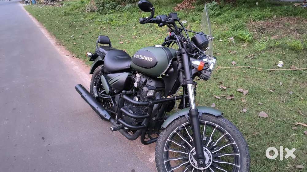 Selling fully new condition my bullet thunderbird 350 bike