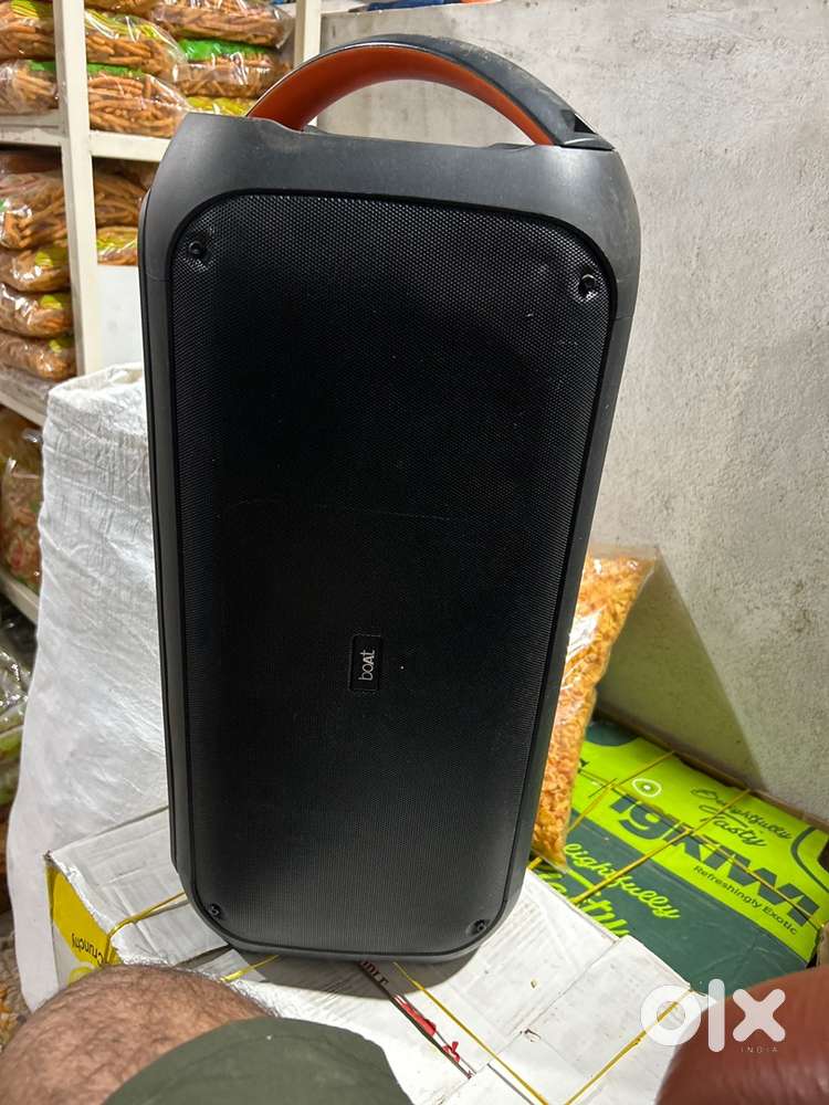 Blutooth speaker boat