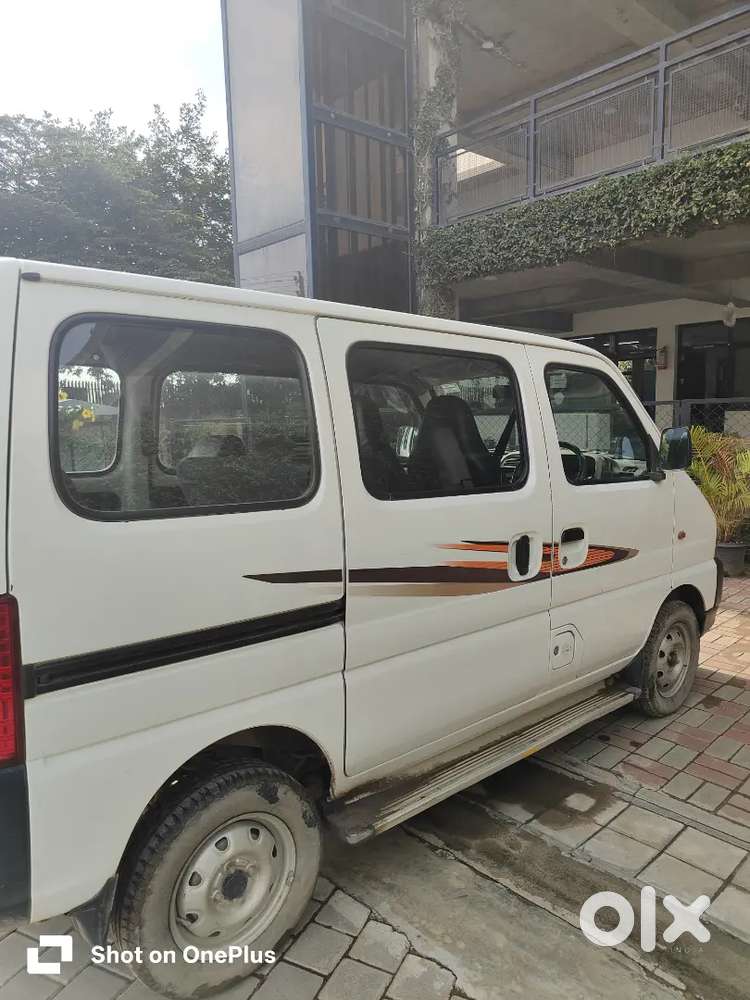 Eeco school van driver