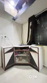 TV / fishtank corner for sale