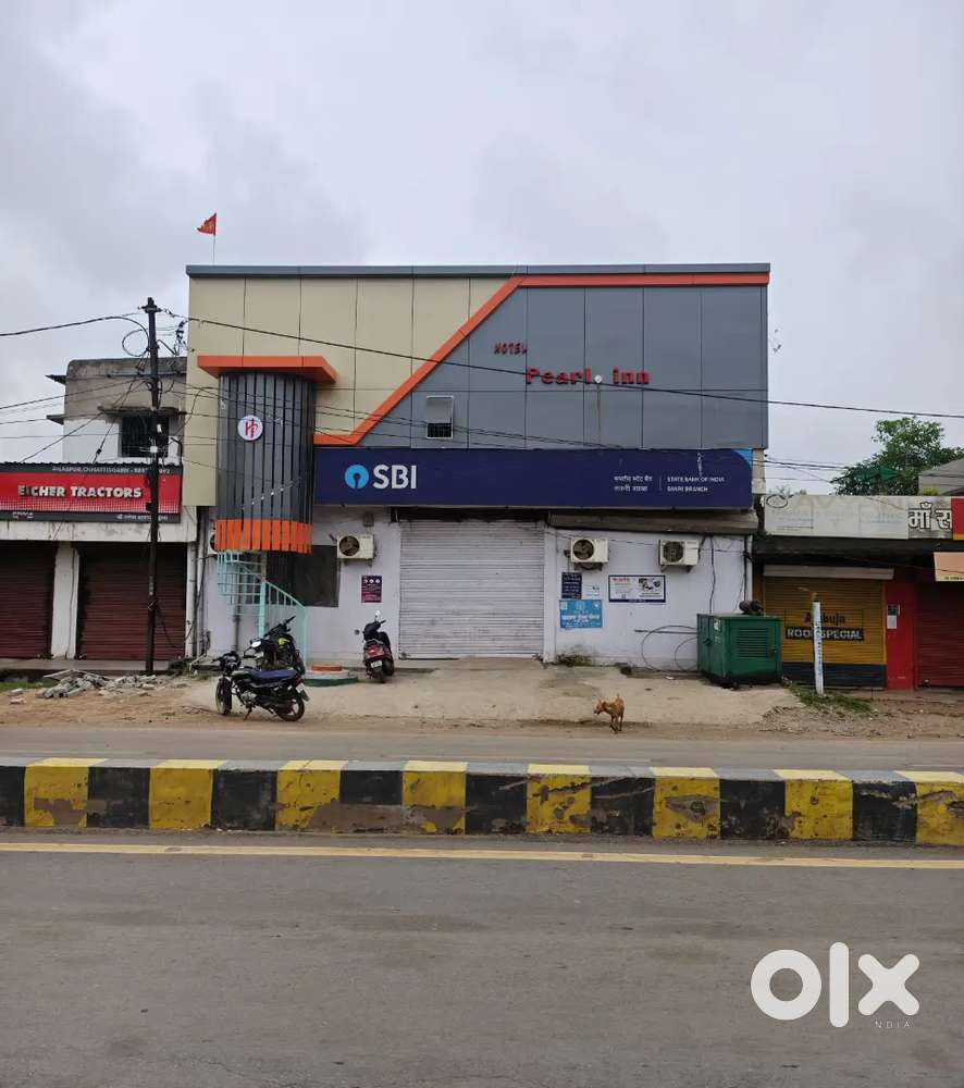 Hotel pearl inn sakri me night duty ke liye aavsykata hai maineger ki