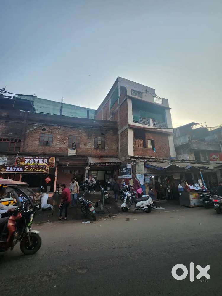 Only for girls or small family joint family me h sirf hamra aria dena