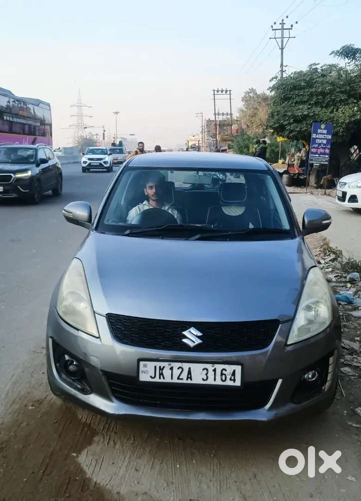 Maruti Suzuki Swift 2016 Petrol 82000 Km Driven