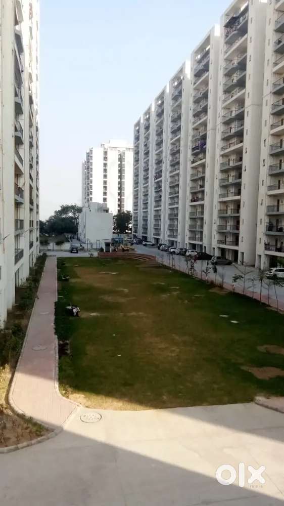 1bhk fully furnished 4 rntt in sec 143  faridabad  delhi mathura road