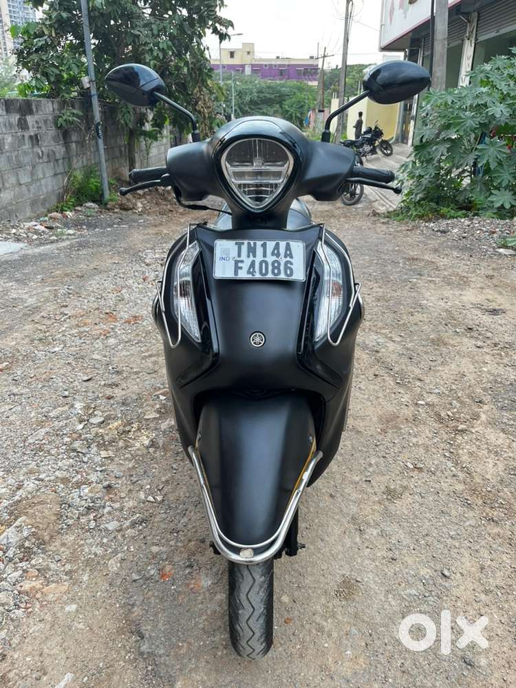 Fascino 125 S