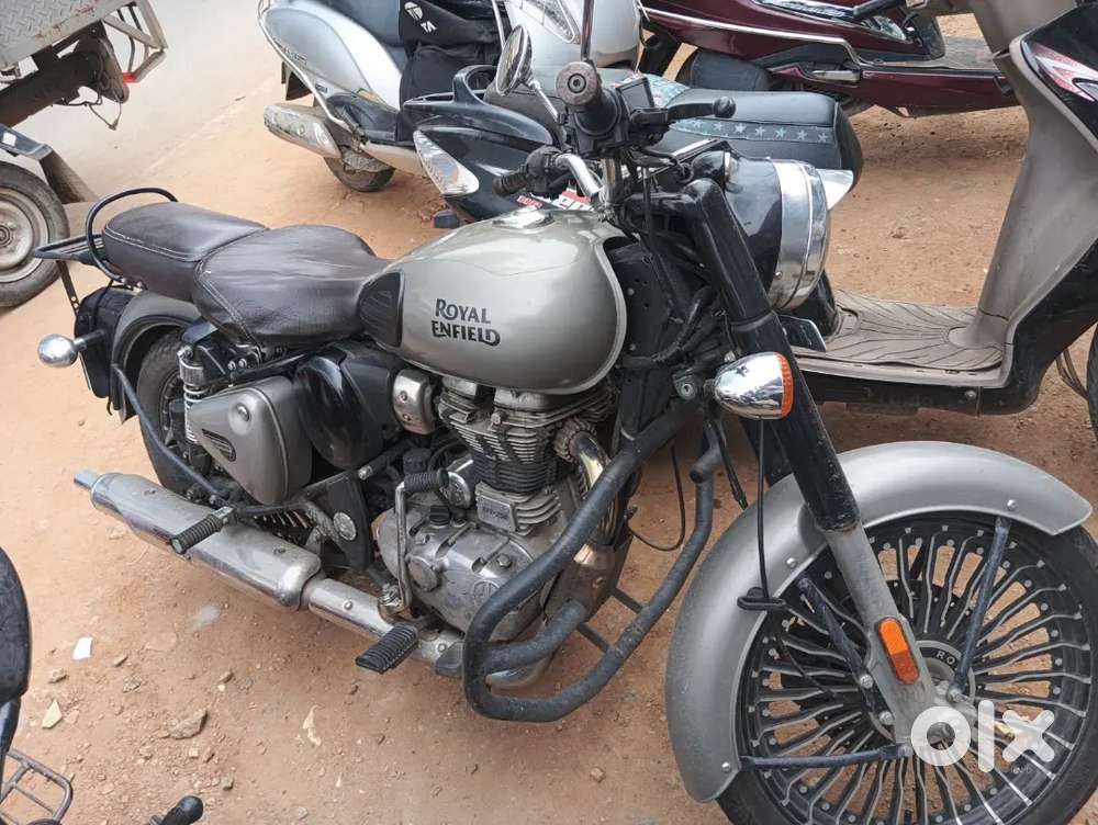 Royal Enfield classic 350 2020